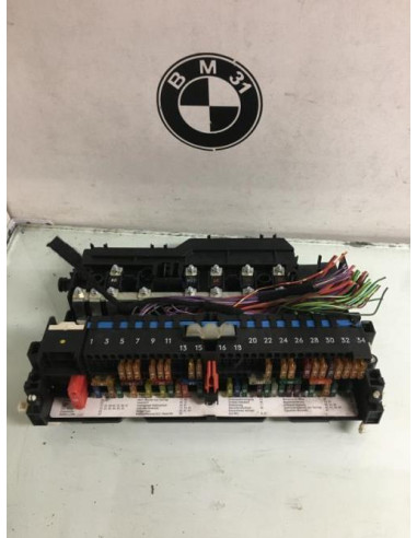 Porte fusible BMW SERIE 3 E46 TOURING PHASE 2 BREAK Diesel