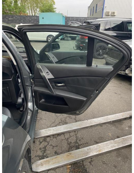 Pivot de moyeu avant gauche BMW SERIE 5 E60 PHASE 1 Essence