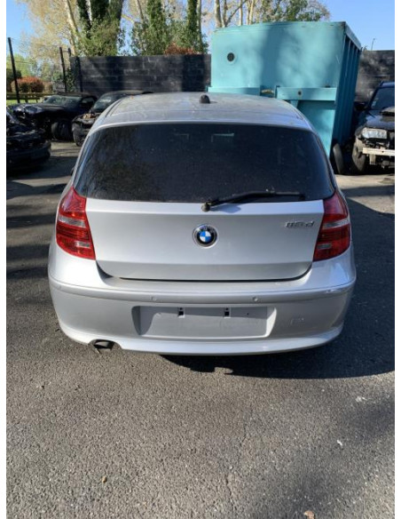 Verin de lunette arriere gauche BMW SERIE 1 E87 PHASE 2 Diesel