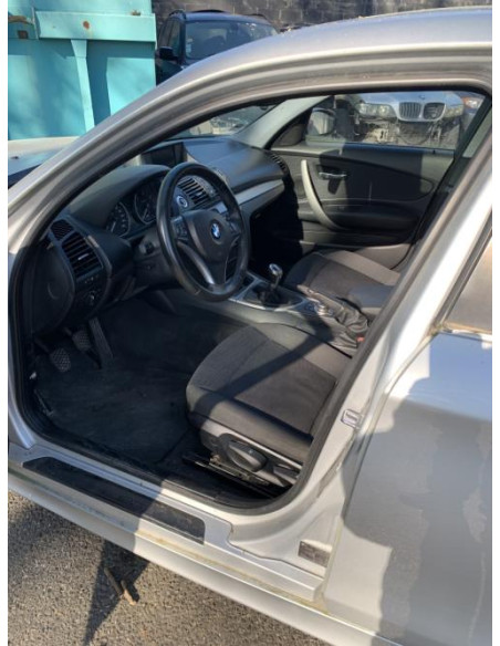 Calandre gauche BMW SERIE 1 E87 PHASE 2 Diesel