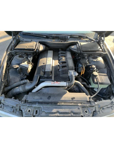 Moyeu arriere gauche BMW SERIE 5 E39 PHASE 1 Diesel