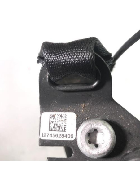 Attache ceinture arriere centrale BMW SERIE 1 F40 Essence