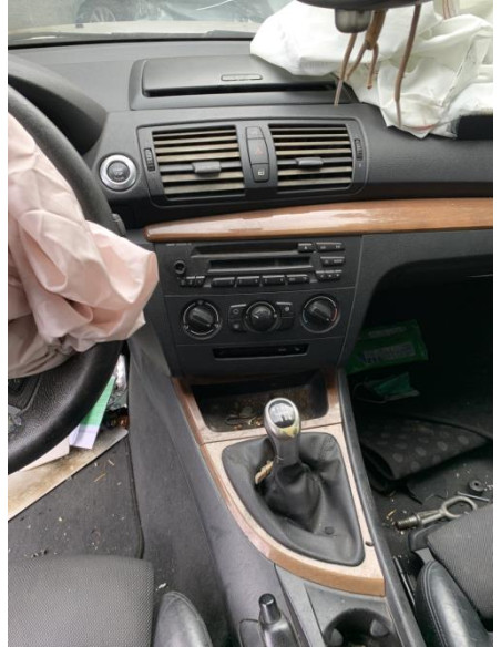 Custode arriere droit BMW SERIE 1 E81 Diesel