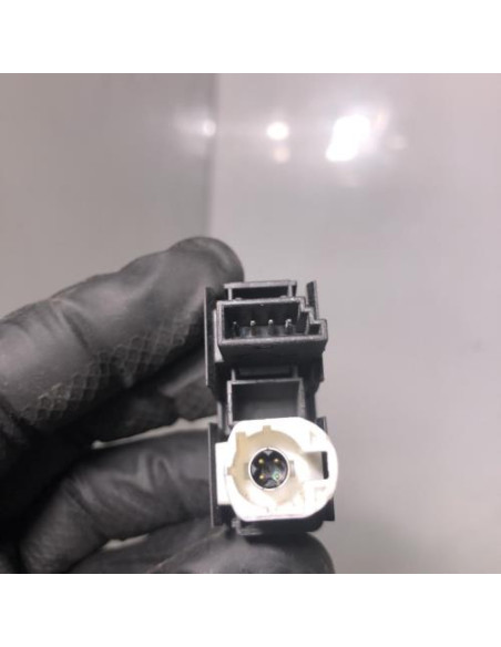 Prise port USB BMW SERIE 1 F20 PHASE 1 