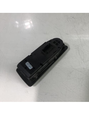 Interrupteur de leve vitre avant gauche BMW SERIE 1 E87 PHASE 1 Diesel