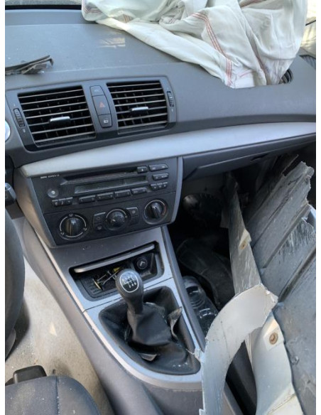 Feu arriere stop central BMW SERIE 1 E87 PHASE 1 Diesel