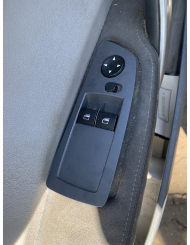 Support poignee porte avant droite BMW SERIE 1 E87 PHASE 1 Diesel