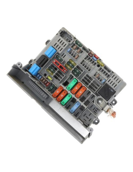 Porte fusible BMW SERIE 1 E87 PHASE 1 Diesel