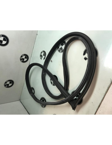 Joint de porte avant gauche BMW SERIE 1 (E81) 