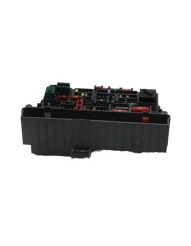 Porte fusible BMW SERIE 1 E81 Diesel