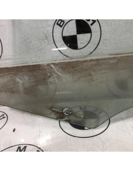 Vitre avant gauche BMW SERIE 1 E87 PHASE 2 Diesel