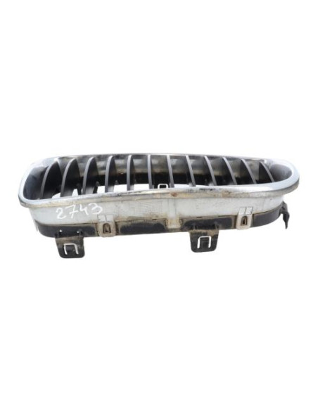 Grille de calandre gauche BMW SERIE 1 E87 PHASE 2 Diesel