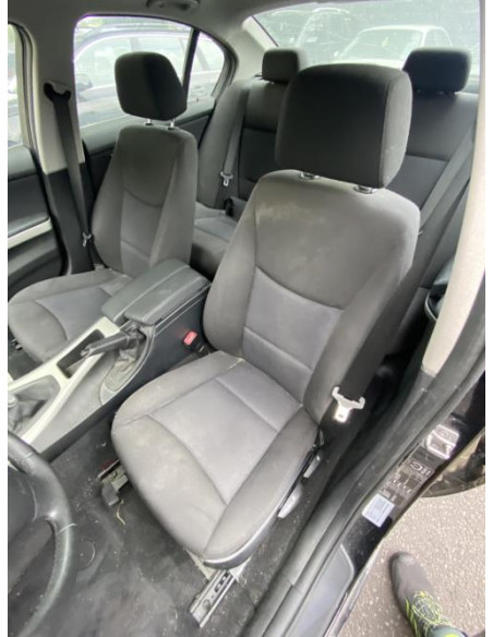 Attache ceinture arriere droit BMW SERIE 3 E90 PHASE 2 Essence