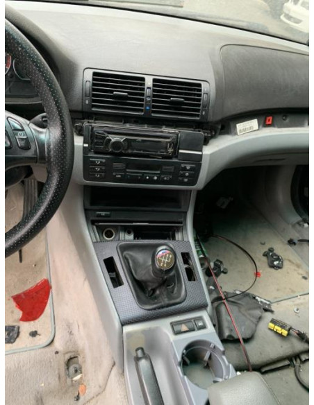 Eclairage de plafonnier BMW SERIE 3 E46 COUPE PHASE 1 Essence