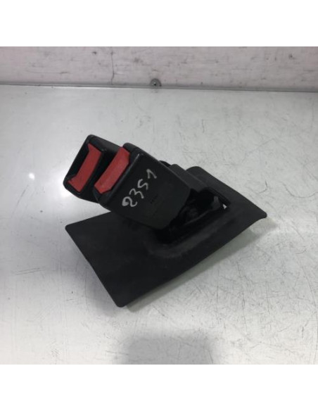 Attache ceinture arriere centrale MINI MINI 1 R50/R53 PHASE 1 Diesel