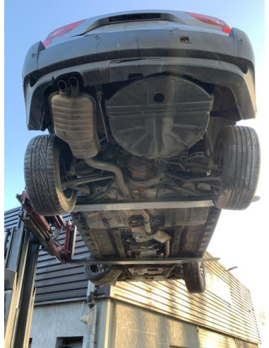 Fusee arriere gauche BMW X3 E83 PHASE 1 Diesel