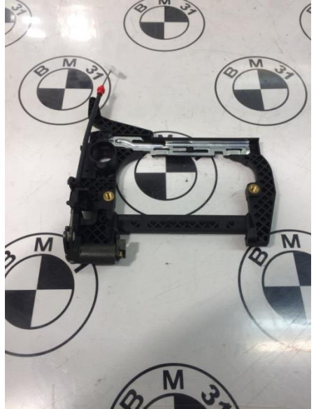 Support poignee porte avant droite BMW SERIE 5 E39 