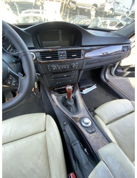 Vase de lave glace BMW SERIE 3 E90 PHASE 1 Diesel