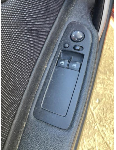 Interrupteur de leve vitre avant gauche BMW SERIE 1 E82 COUPE Diesel