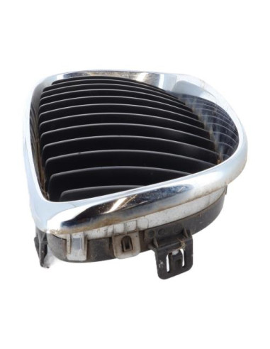 Grille de calandre droite BMW SERIE 1 E81 Diesel