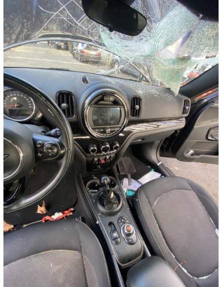 Vitre avant gauche MINI MINI 3 F60 COUNTRYMAN PHASE 1 BREAK Diesel