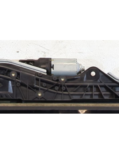 Toit ouvrant BMW SERIE 1 E82 COUPE Essence