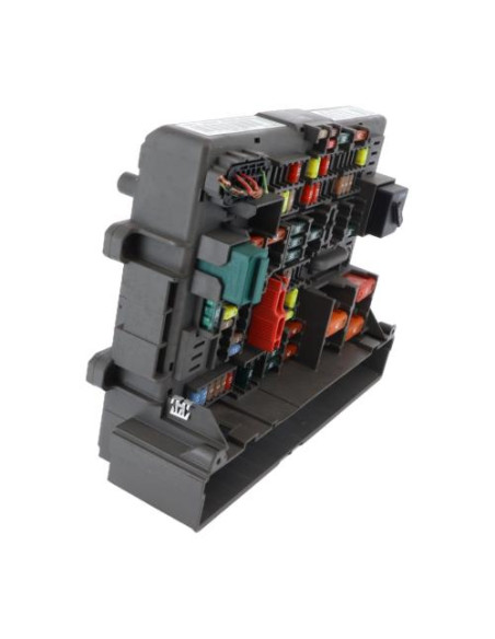 Porte fusible BMW SERIE 1 E82 COUPE Essence