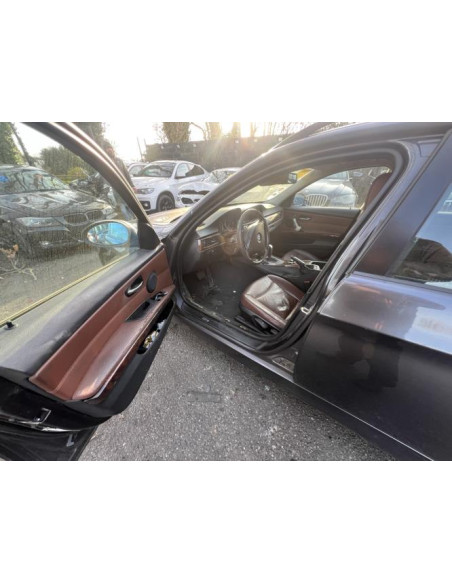 Eclairage de plaque BMW SERIE 3 E91 TOURING PHASE 1 BREAK Diesel