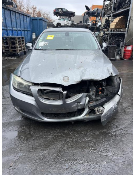 Panneau de porte avant gauche BMW SERIE 3 E90 PHASE 2 Diesel