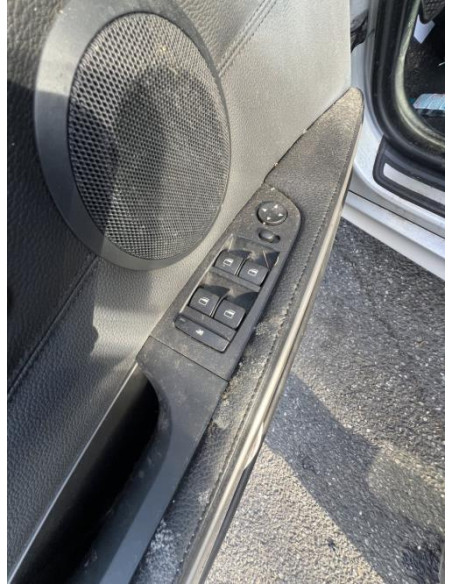 Interrupteur de leve vitre arriere gauche BMW SERIE 3 E90 PHASE 2 Diesel