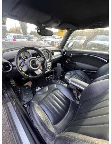 Porte avant droit MINI MINI 2 R56 PHASE 1 Essence