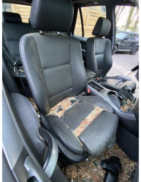 Pare boue avant droit BMW X5 E53 Diesel