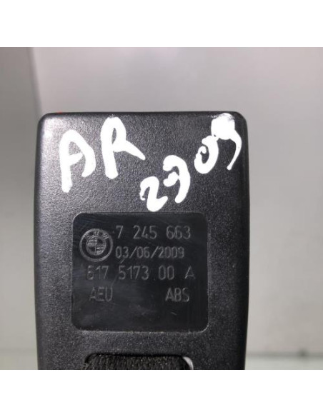 Attache ceinture arriere droit BMW SERIE 3 E90 PHASE 2 Essence