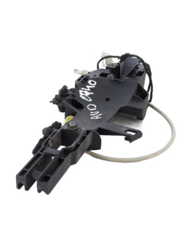 Support poignee porte avant droite BMW SERIE 1 E81 Diesel