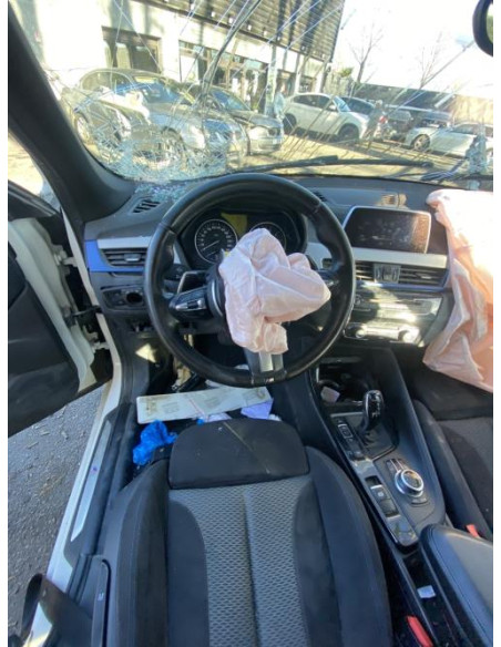 Fermeture centralisee coffre BMW X1 F48 PHASE 1 Essence