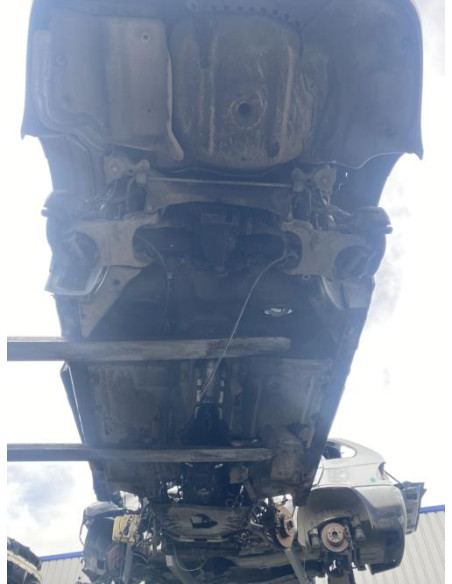 Fusee arriere gauche BMW SERIE 5 E60 PHASE 1 Essence