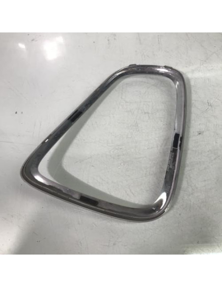 Enjoliveur de feu arriere gauche MINI MINI 2 R56 PHASE 1 Diesel