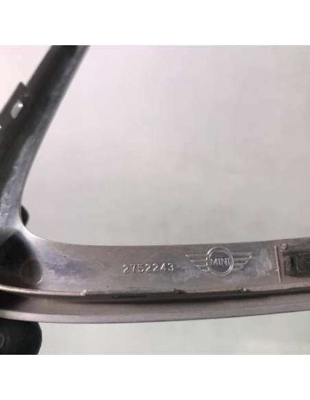 Enjoliveur de feu arriere gauche MINI MINI 2 R56 PHASE 1 Diesel