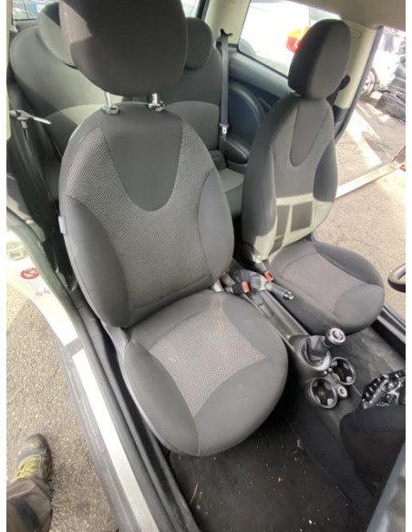 Pare boue arriere gauche MINI MINI 2 R56 PHASE 2 Essence