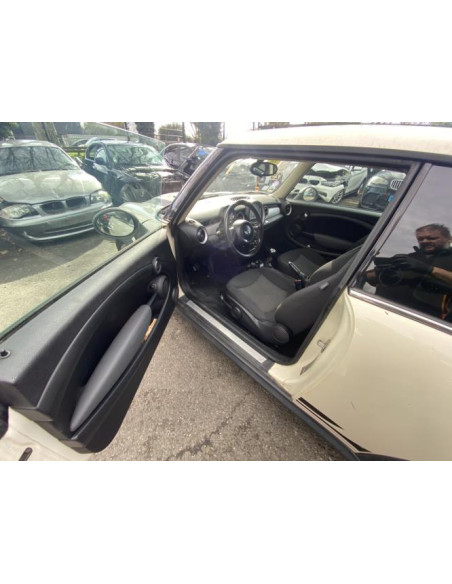 Ecrous MINI MINI 2 R56 PHASE 2 Essence