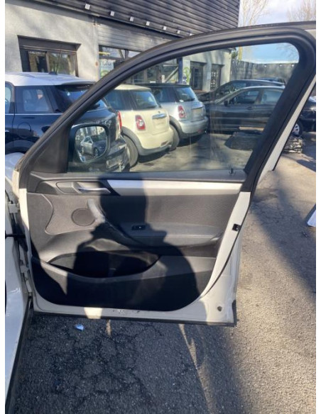 Fusee avant droit BMW X3 F25 PHASE 1 Diesel