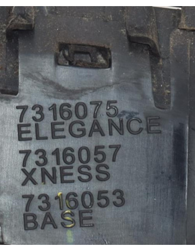 Grille de calandre gauche BMW X5 F15 Diesel