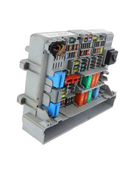 Porte fusible BMW SERIE 1 E87 PHASE 1 Diesel