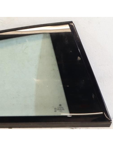 Vitre arriere droit BMW SERIE 1 E81 Diesel