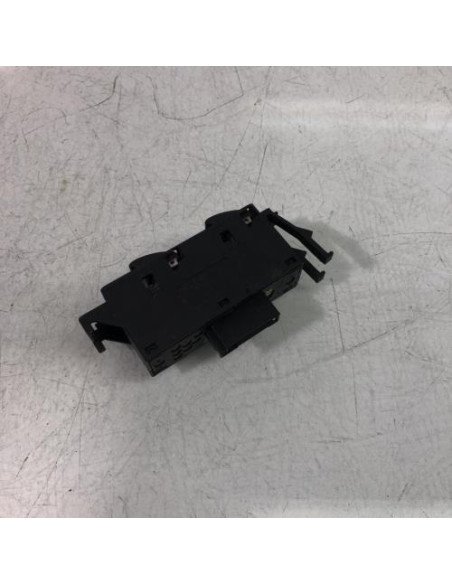 Interrupteur de leve vitre avant droit BMW SERIE 3 E46 COUPE PHASE 1 Essence