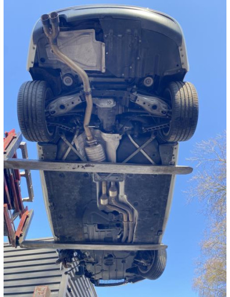 Fusee arriere droit BMW SERIE 1 E82 COUPE Essence