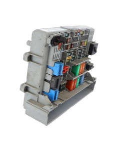 Porte fusible BMW SERIE 1 E87 PHASE 1 Diesel 2