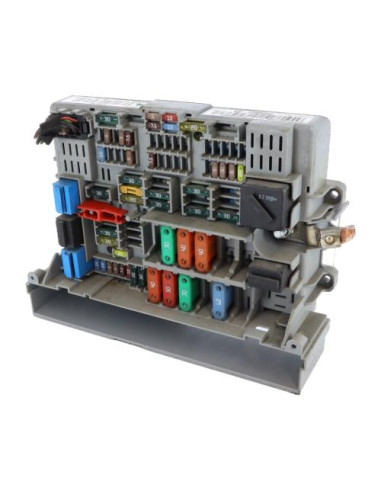 Porte fusible BMW SERIE 1 E87 PHASE 1 Diesel