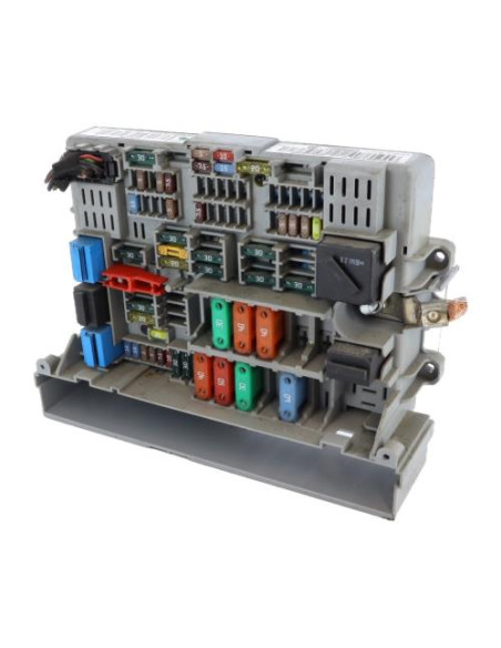 Porte fusible BMW SERIE 1 E87 PHASE 1 Diesel