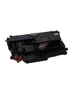 Porte fusible BMW X3 E83 PHASE 1 Diesel 2